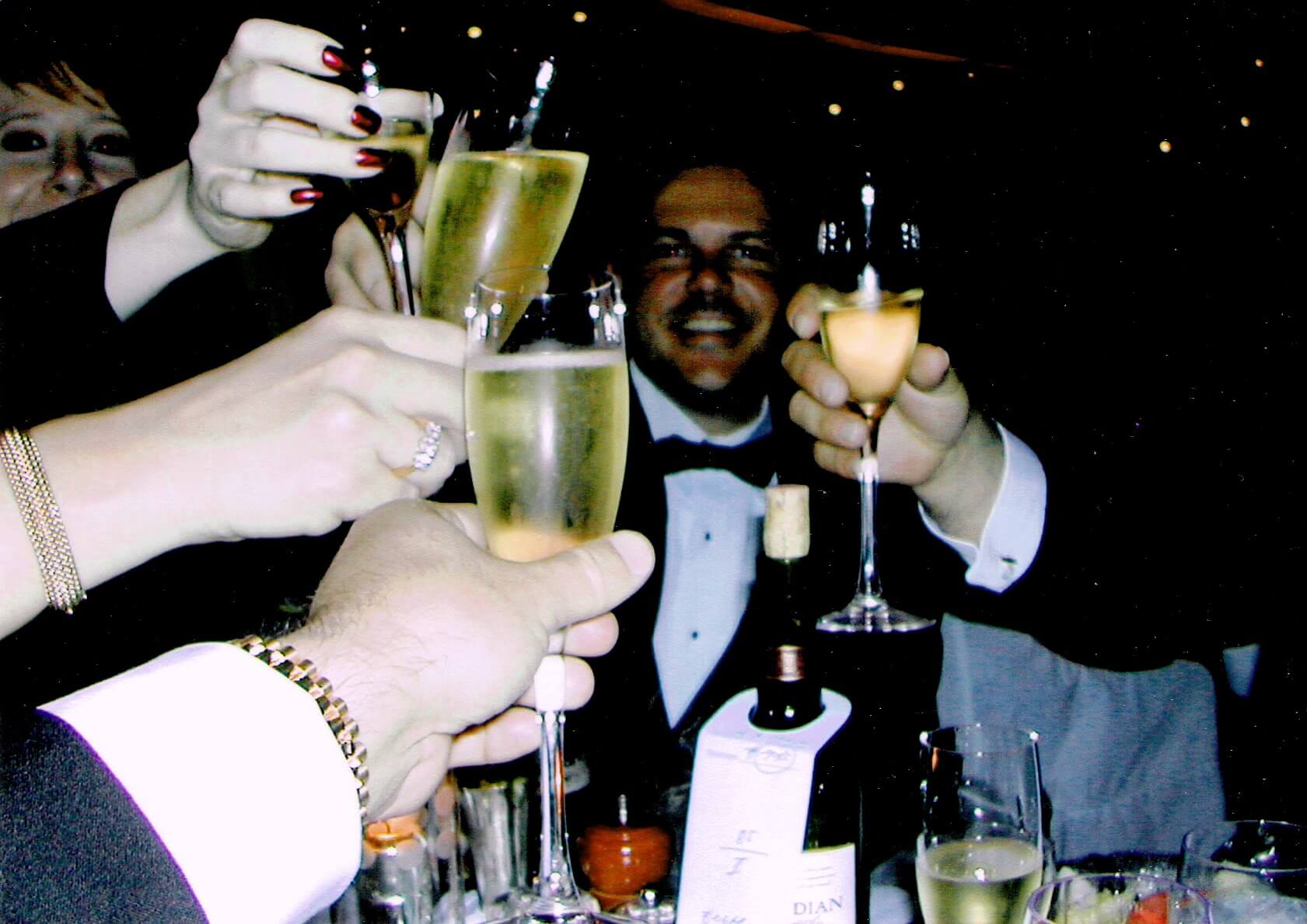 champagne-toast-01.jpg