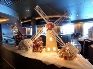 Explorer's Lounge Gingerbread Houses & Windmill