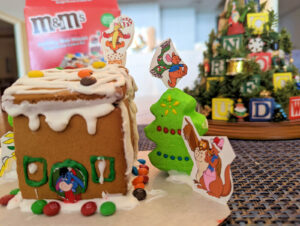 Winnie the Pooh Gingerbread House -Size View with Kanga, Roo & Owl